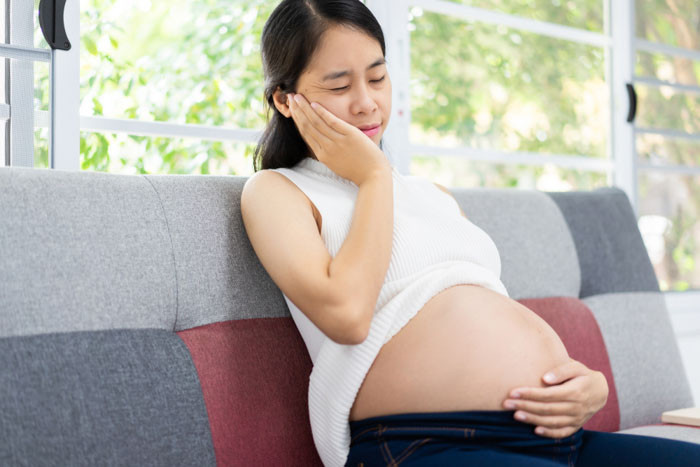 Răng khôn mọc lệch - Nỗi ám ảnh của mẹ bầu: Nguy cơ và cách xử lý hiệu quả